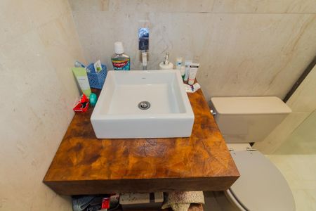 Casa à venda com 129m², 3 quartos e 2 vagas Casa à venda com 129m², 3 quartos e 2 vagasBanheiro 2