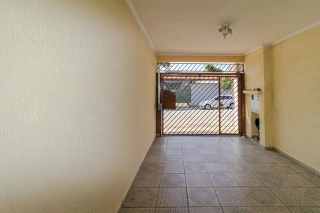 Casa à venda com 129m², 3 quartos e 2 vagas Casa à venda com 129m², 3 quartos e 2 vagasGaragem