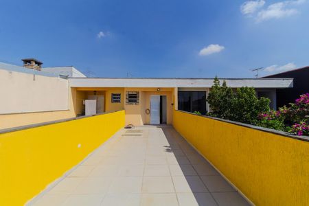 Casa à venda com 129m², 3 quartos e 2 vagas Casa à venda com 129m², 3 quartos e 2 vagasTerraço