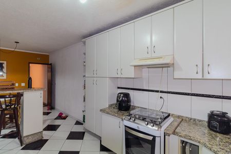 Casa à venda com 129m², 3 quartos e 2 vagas Casa à venda com 129m², 3 quartos e 2 vagasCozinha