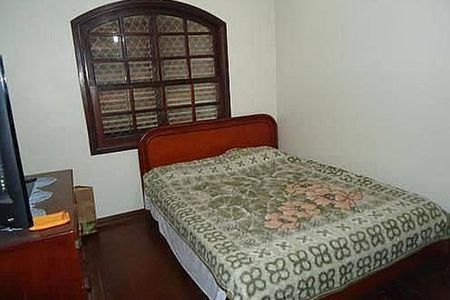 Casa à venda com 3 quartos, 189m² em Vila Gomes, São Paulo
