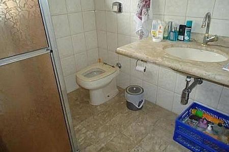 Casa à venda com 3 quartos, 189m² em Vila Gomes, São Paulo