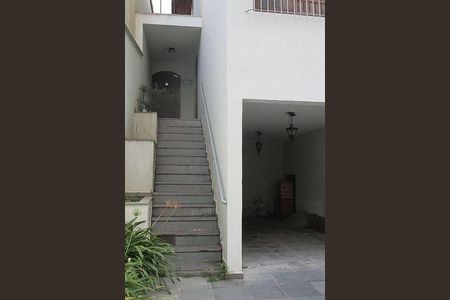 Casa à venda com 3 quartos, 189m² em Vila Gomes, São Paulo
