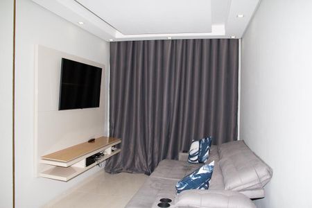Apartamento à venda com 2 quartos, 55m² em Jardim Santa Teresinha, São Paulo