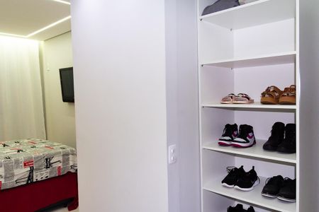Apartamento à venda com 2 quartos, 55m² em Jardim Santa Teresinha, São Paulo