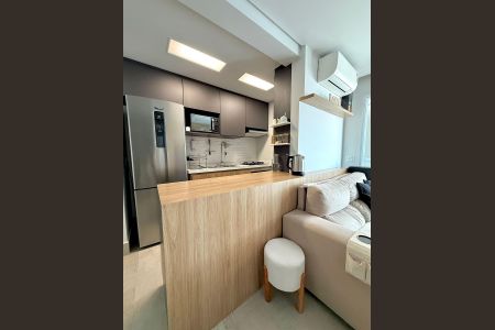 Cozinha de apartamento à venda com 2 quartos, 70m² em Vila Mariana, São Paulo
