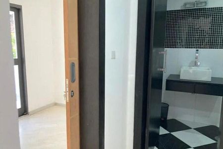 Casa à venda com 4 quartos, 184m² em Brooklin, São Paulo