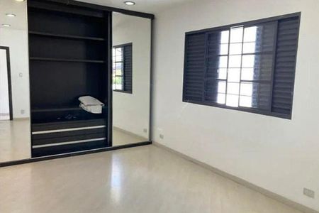 Casa à venda com 4 quartos, 184m² em Brooklin, São Paulo