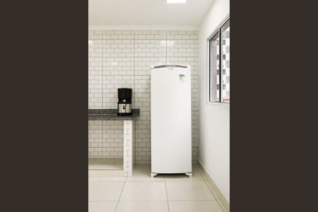 Apartamento para alugar com 31m², 1 quarto e sem vagaÁrea comum - Salão de festas