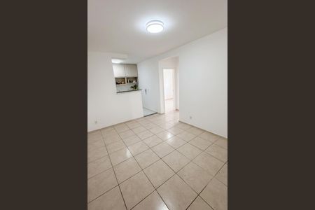 Apartamento à venda com 2 quartos, 46m² em Estrela do Oriente, Belo Horizonte