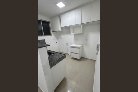 Apartamento à venda com 2 quartos, 46m² em Estrela do Oriente, Belo Horizonte