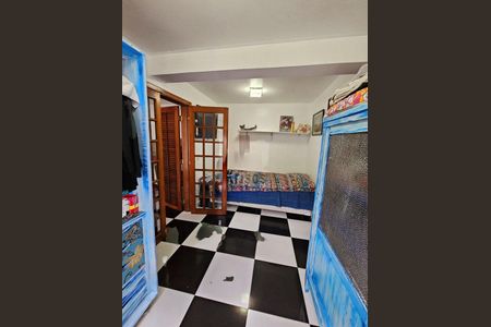 Casa à venda com 2 quartos, 203m² em Parque dos Principes, São Paulo