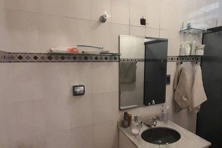 Casa à venda com 173m², 3 quartos e 2 vagas