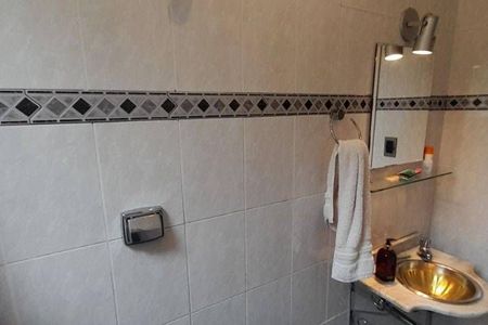 Casa à venda com 173m², 3 quartos e 2 vagas