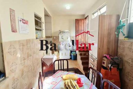 Casa à venda com 3 quartos, 181m² em Jacaré, Rio de Janeiro