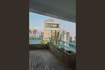Apartamento à venda com 260m², 4 quartos e 4 vagas