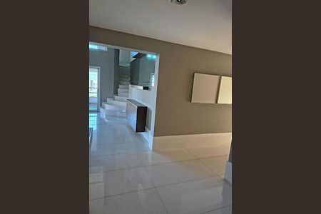 Apartamento à venda com 260m², 4 quartos e 4 vagas
