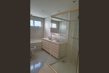 Apartamento à venda com 260m², 4 quartos e 4 vagas