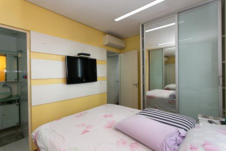 Apartamento à venda com 112m², 2 quartos e 1 vagaSuíte