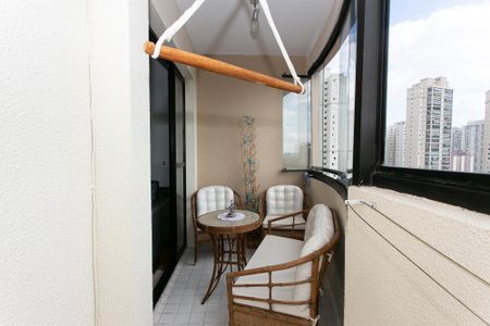 Apartamento à venda com 112m², 2 quartos e 1 vagaVaranda