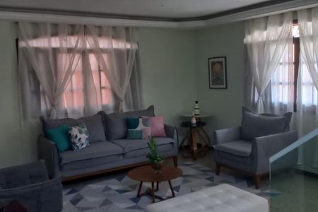 Casa à venda com 4 quartos, 287m² em Taquara, Rio de Janeiro