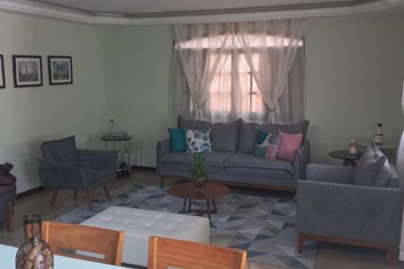 Casa à venda com 4 quartos, 287m² em Taquara, Rio de Janeiro