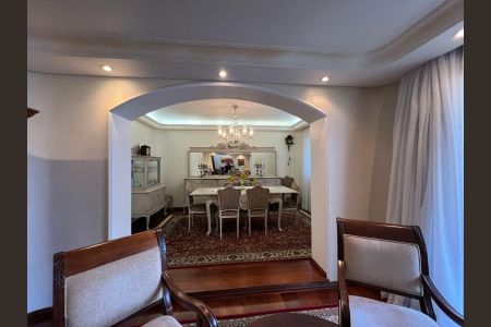 Apartamento à venda com 3 quartos, 235m² em Campo Belo, São Paulo