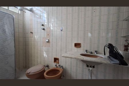 Casa para alugar com 136m², 3 quartos e 2 vagasBanheiro da Suíte