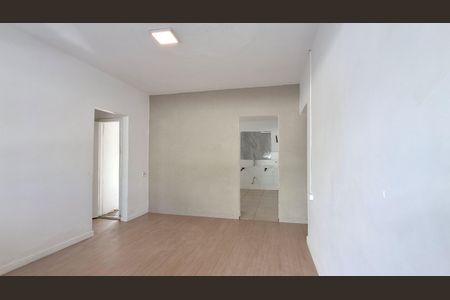 Sala de casa para alugar com 3 quartos, 136m² em Cambuí, Campinas