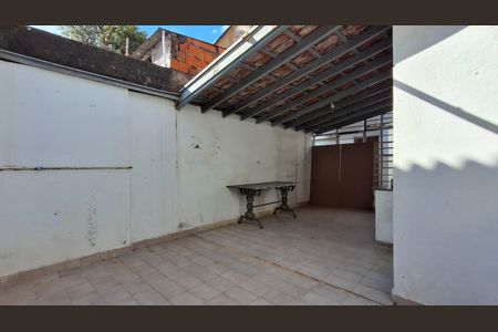 Casa para alugar com 136m², 3 quartos e 2 vagasQuintal