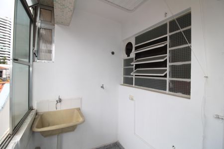 Apartamento à venda com 72m², 2 quartos e 1 vagaÁrea de Serviço