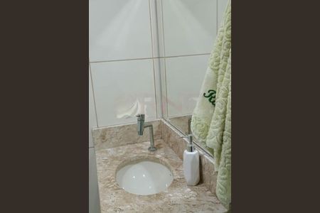 Casa à venda com 118m², 3 quartos e 2 vagas