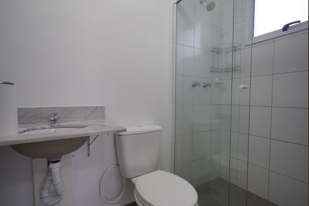 Banheiro da Suíte de apartamento à venda com 3 quartos, 67m² em Morro Santana, Porto Alegre