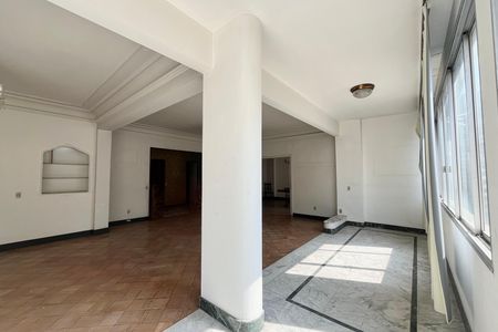 Apartamento à venda com 238m², 3 quartos e 1 vagaSala