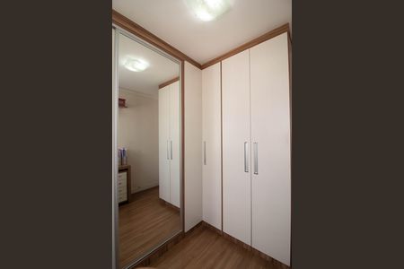 Apartamento à venda com 73m², 2 quartos e 2 vagas Apartamento à venda com 73m², 2 quartos e 2 vagasQuarto 2