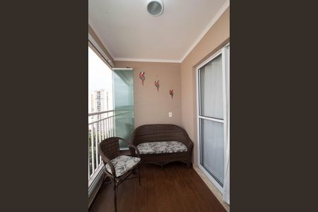 Apartamento à venda com 73m², 2 quartos e 2 vagas Apartamento à venda com 73m², 2 quartos e 2 vagasVaranda