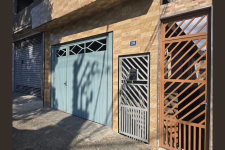 Fachada  de casa para alugar com 2 quartos, 150m² em Cabuçu, Guarulhos