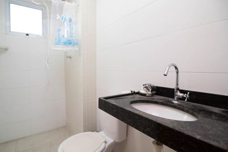 Apartamento à venda com 49m², 2 quartos e 1 vaga Apartamento à venda com 49m², 2 quartos e 1 vagaBanheiro