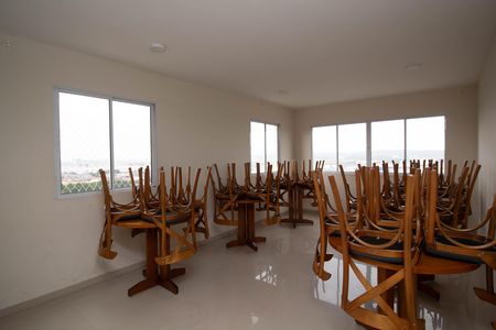 Apartamento à venda com 49m², 2 quartos e 1 vaga Apartamento à venda com 49m², 2 quartos e 1 vaga Salão de festas