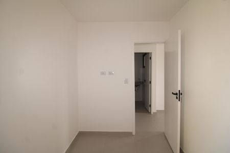Quarto 1 de apartamento à venda com 2 quartos, 40m² em Vila Constança, São Paulo