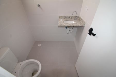 Apartamento à venda com 40m², 2 quartos e sem vagaBanheiro