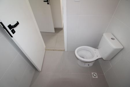 Apartamento à venda com 40m², 2 quartos e sem vagaBanheiro