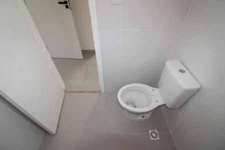 Apartamento à venda com 40m², 2 quartos e sem vagaBanheiro