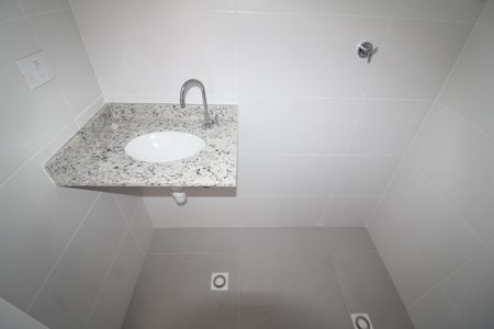 Apartamento à venda com 40m², 2 quartos e 1 vagaBanheiro 2