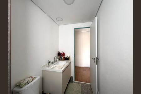Apartamento à venda com 67m², 2 quartos e 1 vagaBanheiro da Suíte