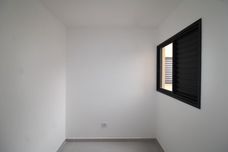 Quarto 1 de apartamento à venda com 2 quartos, 40m² em Vila Constança, São Paulo