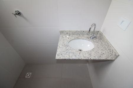 Apartamento à venda com 40m², 2 quartos e 1 vagaBanheiro 1