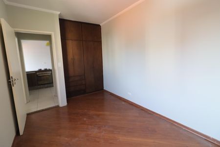 Quarto de apartamento para alugar com 1 quarto, 50m² em Vila Osasco, Osasco