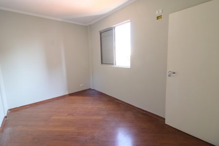 Quarto de apartamento para alugar com 1 quarto, 50m² em Vila Osasco, Osasco