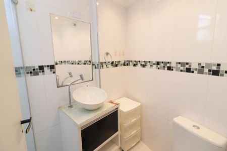 Banheiro de apartamento para alugar com 1 quarto, 50m² em Vila Osasco, Osasco